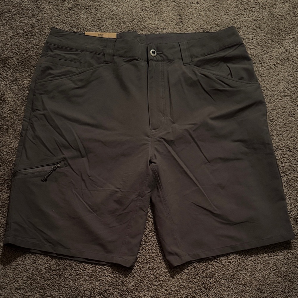 Patagonia Men's Dark Gray Cargo Shorts